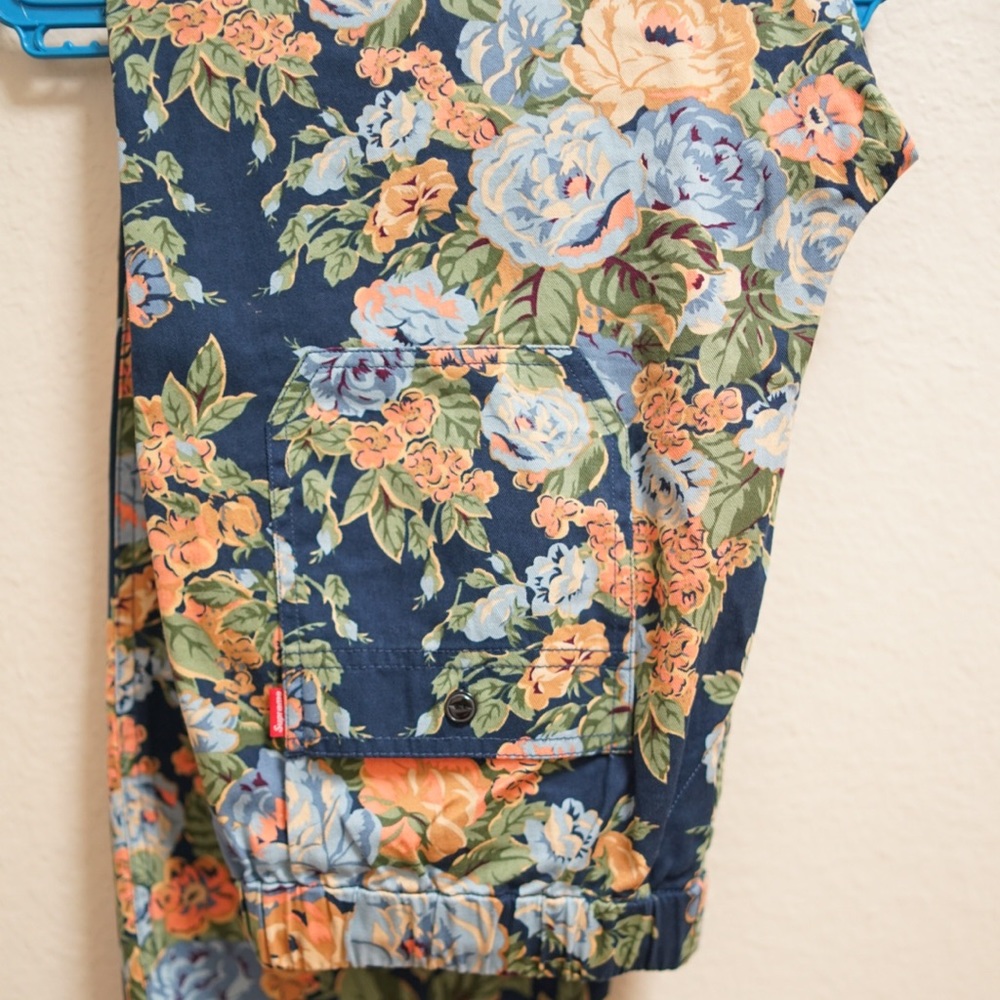 Supreme flower pants